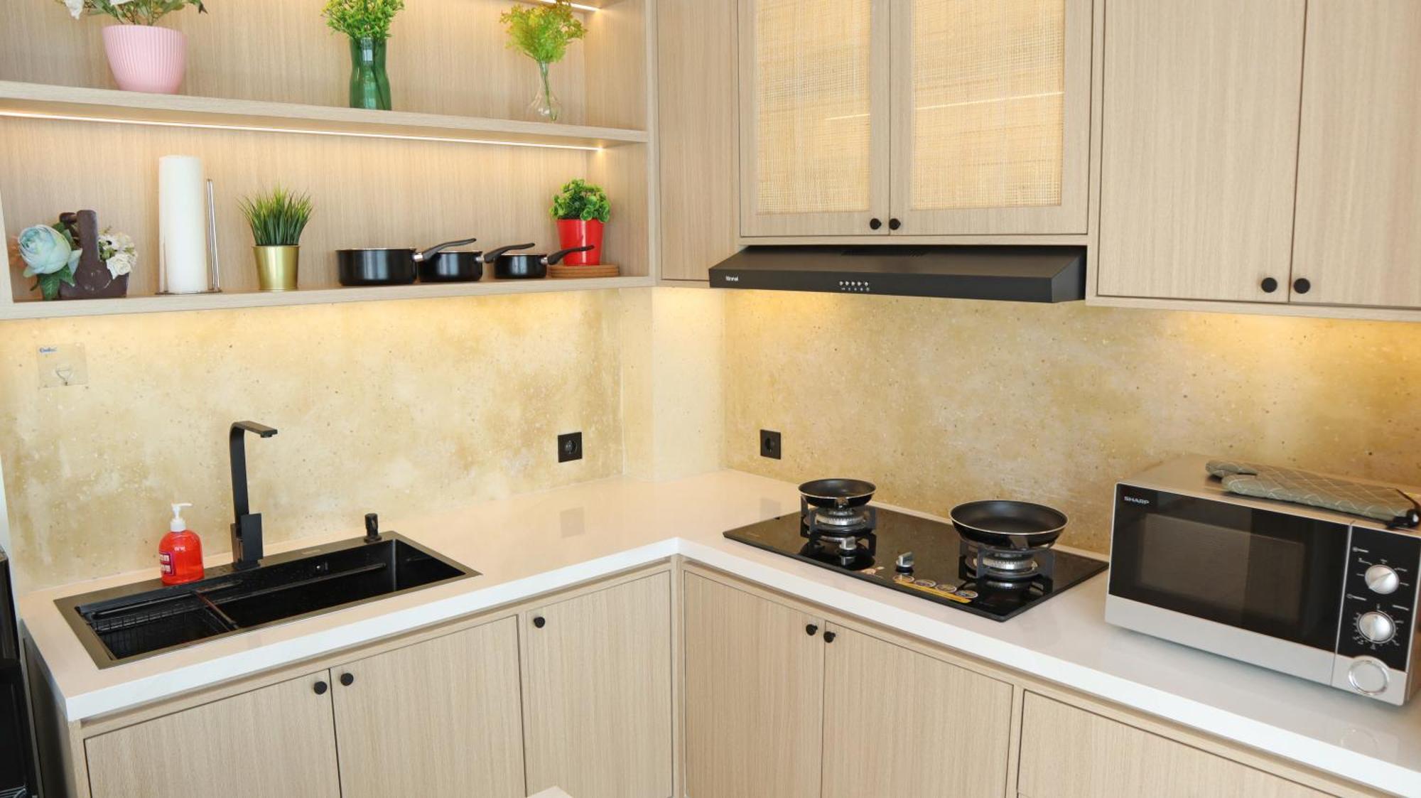 Casa De Jingga - Kbp With Aesthetic Pool, Fun For Family & Friends, Near Whoosh High Speed Train