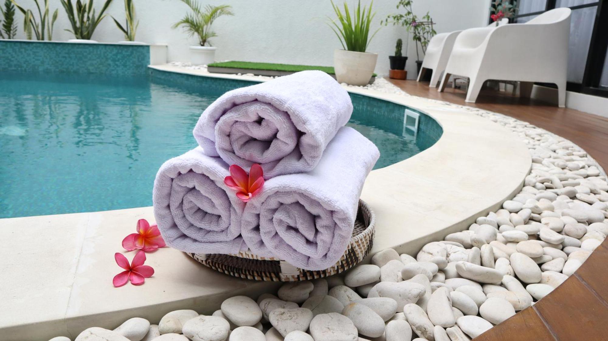 Hébergement de vacances Casa De Jingga - Kbp With Aesthetic Pool, Fun For Family & Friends, Near Whoosh High Speed Train Padalarang