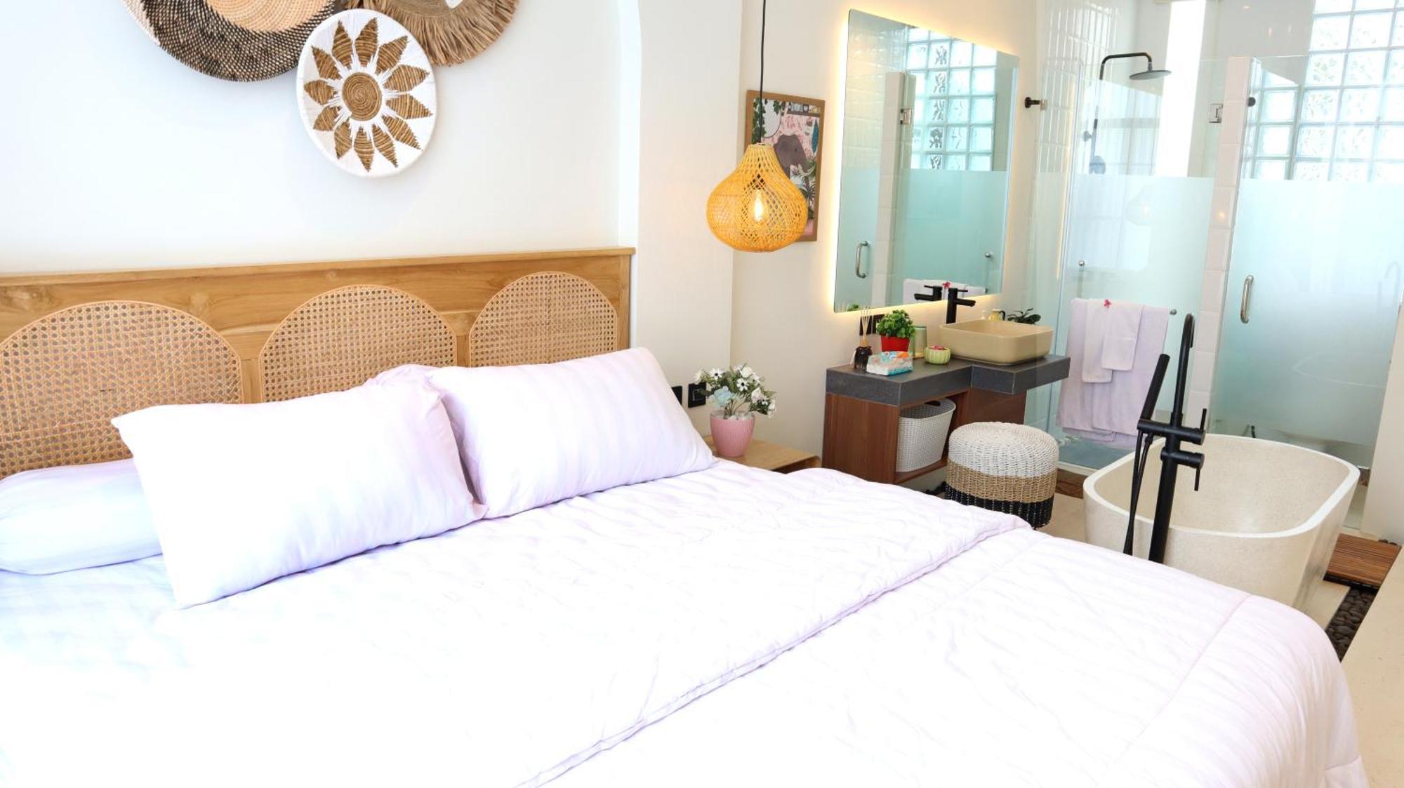 Casa De Jingga - Kbp With Aesthetic Pool, Fun For Family & Friends, Near Whoosh High Speed Train Hébergement de vacances